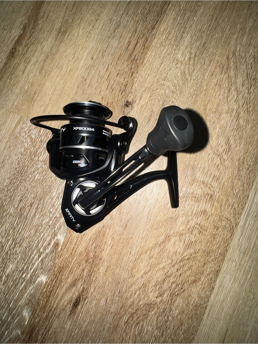 Black Spinning Fishing Reel - XF2000G4 new - never used